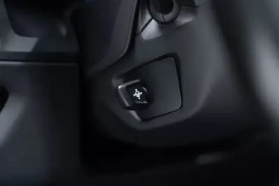 Sell BMW M8 2020 - 119950 EUR, 65000 km - AUTO.MOTO.pt