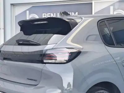 Vendo Peugeot 208 2025 - 23500 EUR, 14659 km - AUTO.MOTO.pt