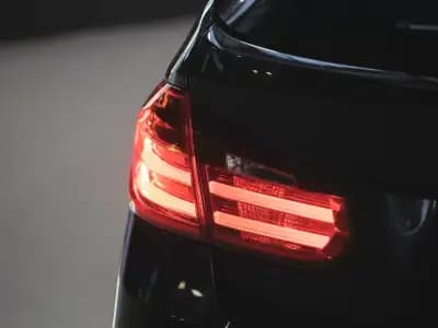 Vendo BMW 318 2014 - 15990 EUR, 248000 km - AUTO.MOTO.pt