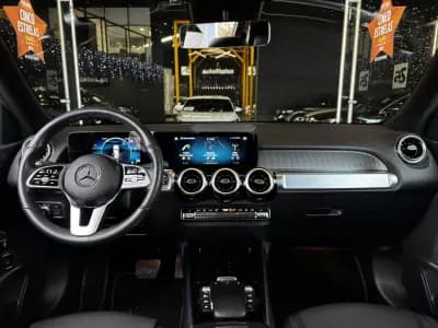 Vendo Mercedes-Benz GLB 200 2023 - 44990 EUR, 40300 km - AUTO.MOTO.pt