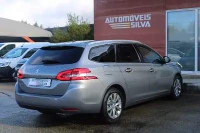 Vendo Peugeot 308 SW 2019 - 11990 EUR, 176000 km - AUTO.MOTO.pt
