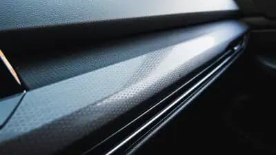 Sell Volkswagen Golf 2020 - 33000 EUR, 66500 km - AUTO.MOTO.pt