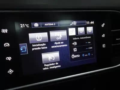 Sell Peugeot 308 2016 - 10900 EUR, 136000 km - AUTO.MOTO.pt