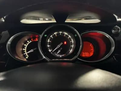 Vendo Citroën DS3 2010 - 8490 EUR, 162463 km - AUTO.MOTO.pt