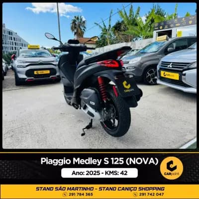 Vendo mota Piaggio Medley 2025 - 3750 EUR, 42 km - AUTO.MOTO.pt