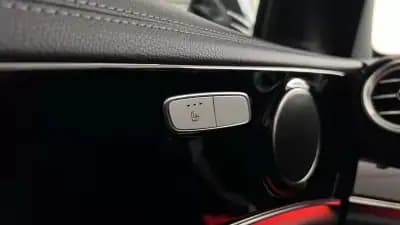 Sell Mercedes-Benz E 300 2022 - 42990 EUR, 90455 km - AUTO.MOTO.pt