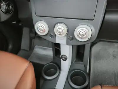 Sell Mitsubishi Colt 2007 - 8950 EUR, 22671 km - AUTO.MOTO.pt