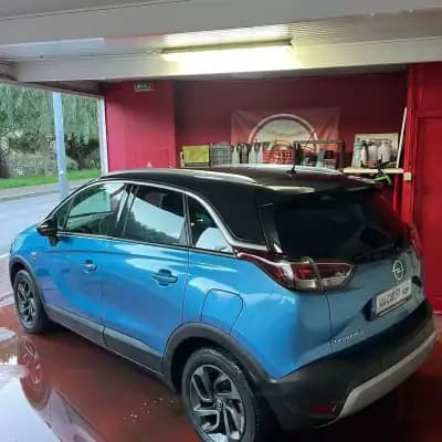 Vendo Opel Crossland X 2020 - 13350 EUR, 32238 km - AUTO.MOTO.pt