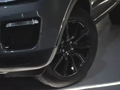 Vendo Land Rover Range Rover Evoque 2015 - 19990 EUR, 145000 km - AUTO.MOTO.pt