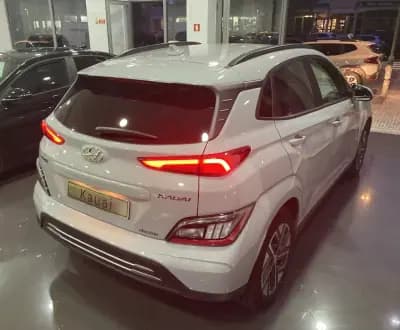 Sell Hyundai Kauai 2021 - 20900 EUR, 73000 km - AUTO.MOTO.pt