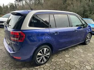 Vendo Citroën C4 Spacetourer 2023 - 13900 EUR, 279000 km - AUTO.MOTO.pt