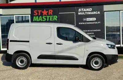 Vendo Toyota Proace 2023 - 16750 EUR, 101833 km - AUTO.MOTO.pt