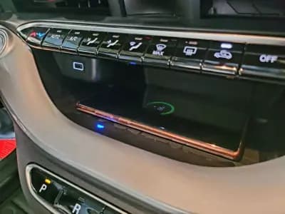 Sell Fiat 500e C 2022 - 28990 EUR, 7468 km - AUTO.MOTO.pt