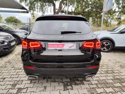 Vendo Mercedes-Benz GLC 300 2021 - 47900 EUR, 64000 km - AUTO.MOTO.pt
