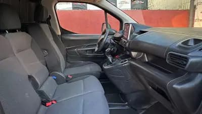 Vendo Peugeot Partner 2020 - 9900 EUR, 145000 km - AUTO.MOTO.pt