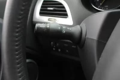 Vendo Renault Mégane 2011 - 8450 EUR, 134000 km - AUTO.MOTO.pt