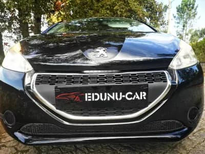 Sell Peugeot 208 2014 - 7750 EUR, 96000 km - AUTO.MOTO.pt