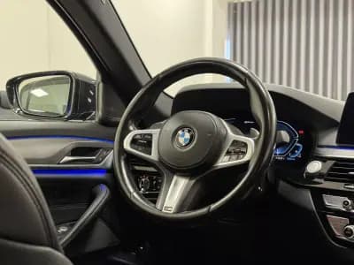 Vendo BMW 530 2020 - 31990 EUR, 120000 km - AUTO.MOTO.pt