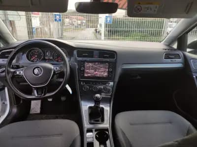 Vendo Volkswagen Golf 2018 - 15900 EUR, 106000 km - AUTO.MOTO.pt