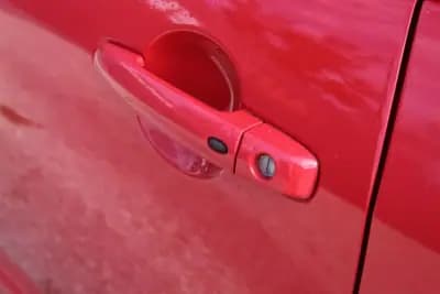 Vendo Suzuki Swift 2005 - 5400 EUR, 106000 km - AUTO.MOTO.pt