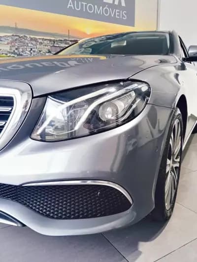 Sell Mercedes-Benz E 220 2017 - 21990 EUR, 249791 km - AUTO.MOTO.pt