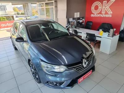 Sell Renault Mégane Sport Tourer 2019 - 13750 EUR, 155000 km - AUTO.MOTO.pt