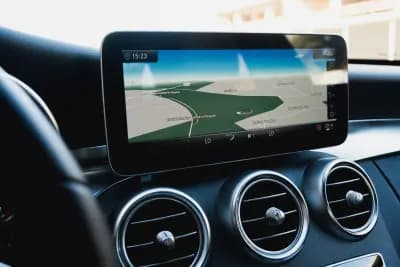 Vendo Mercedes-Benz C 220 2020 - 30900 EUR, 169000 km - AUTO.MOTO.pt