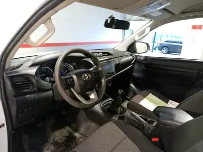 Vendo Toyota Hilux 2019 - 23900 EUR, 223497 km - AUTO.MOTO.pt