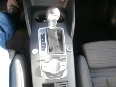 Sell Audi A3 Sportback 2015 - 17500 EUR, 195633 km - AUTO.MOTO.pt