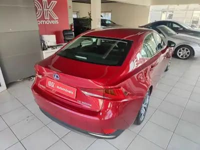 Vendo Lexus IS 300H 2017 - 25900 EUR, 68000 km - AUTO.MOTO.pt