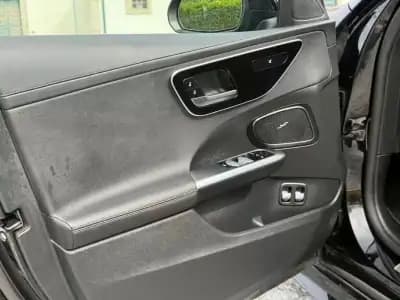 Sell Mercedes-Benz C 300 2022 - 38999 EUR, 114000 km - AUTO.MOTO.pt