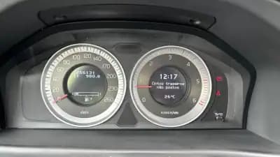 Vendo Volvo XC 70 2011 - 13999 EUR, 256121 km - AUTO.MOTO.pt