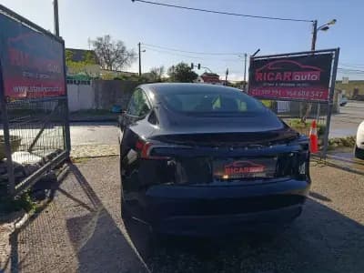 Vendo Tesla Model 3 2024 - 34000 EUR, 59000 km - AUTO.MOTO.pt