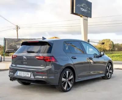 Sell Volkswagen Golf 2021 - 31990 EUR, 149000 km - AUTO.MOTO.pt