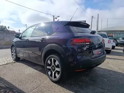 Sell Citroën C4 Cactus 2019 - 13750 EUR, 79000 km - AUTO.MOTO.pt
