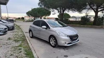 Sell Peugeot 208 2013 - 7980 EUR, 164784 km - AUTO.MOTO.pt
