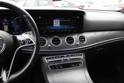 Vendo Mercedes-Benz E 220 2021 - 36900 EUR, 78024 km - AUTO.MOTO.pt