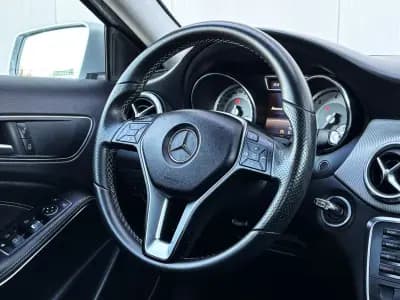 Sell Mercedes-Benz GLA 200 2015 - 20750 EUR, 124000 km - AUTO.MOTO.pt