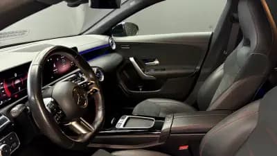 Vendo Mercedes-Benz CLA 180 2023 - 34970 EUR, 70000 km - AUTO.MOTO.pt