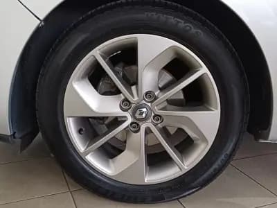 Sell Renault Clio 2017 - 12190 EUR, 82674 km - AUTO.MOTO.pt