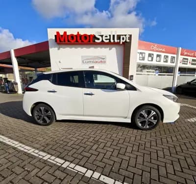 Sell Nissan Leaf 2020 - 21600 EUR, 25600 km - AUTO.MOTO.pt