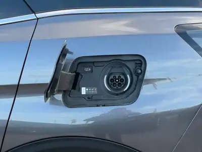 Vendo Peugeot 3008 2022 - 22900 EUR, 94740 km - AUTO.MOTO.pt