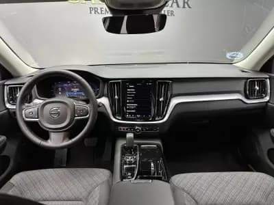 Vendo Volvo V60 2023 - 37500 EUR, 75000 km - AUTO.MOTO.pt