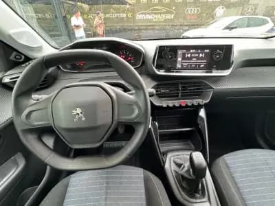 Sell Peugeot 208 2020 - 14900 EUR, 86690 km - AUTO.MOTO.pt