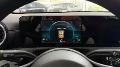 Vendo Mercedes-Benz A 180 2019 - 17990 EUR, 247112 km - AUTO.MOTO.pt