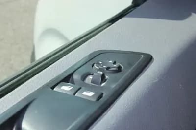 Sell Opel Vivaro 2022 - 26900 EUR, 66638 km - AUTO.MOTO.pt