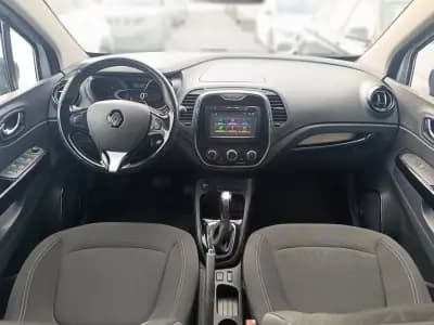 Vendo Renault Captur 2016 - 12490 EUR, 138211 km - AUTO.MOTO.pt