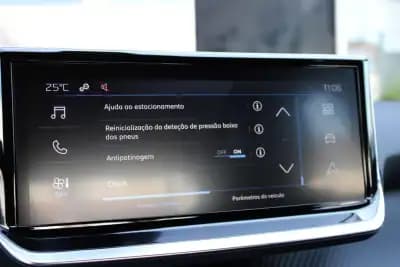 Sell Peugeot 2008 2024 - 22900 EUR, 1 km - AUTO.MOTO.pt