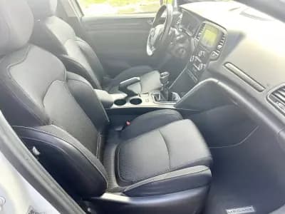 Sell Renault Mégane 2016 - 12500 EUR, 101000 km - AUTO.MOTO.pt