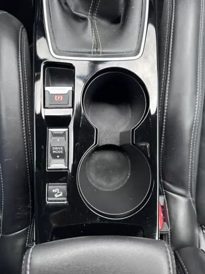 Vendo Peugeot 2008 2021 - 17900 EUR, 95000 km - AUTO.MOTO.pt